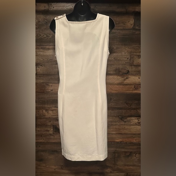 100% Silk Summer Dress - Picture 3 of 9